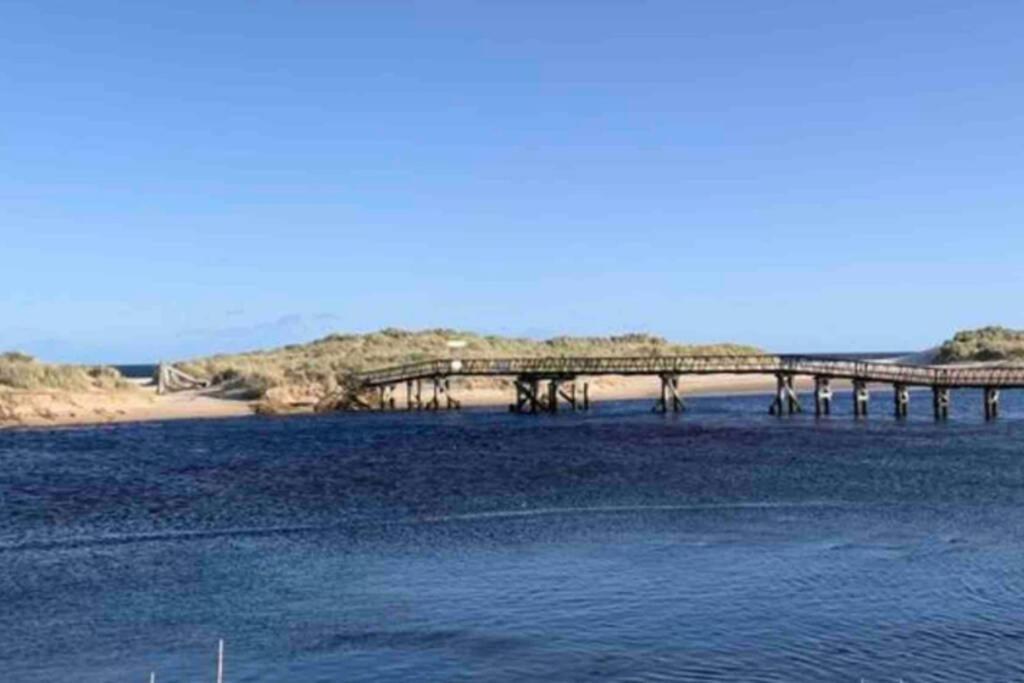 Beachfront Lodge, Lossiemouth Bay Exteriör bild