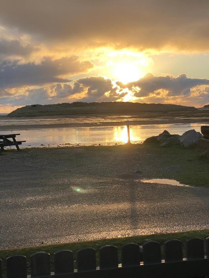 Beachfront Lodge, Lossiemouth Bay Exteriör bild